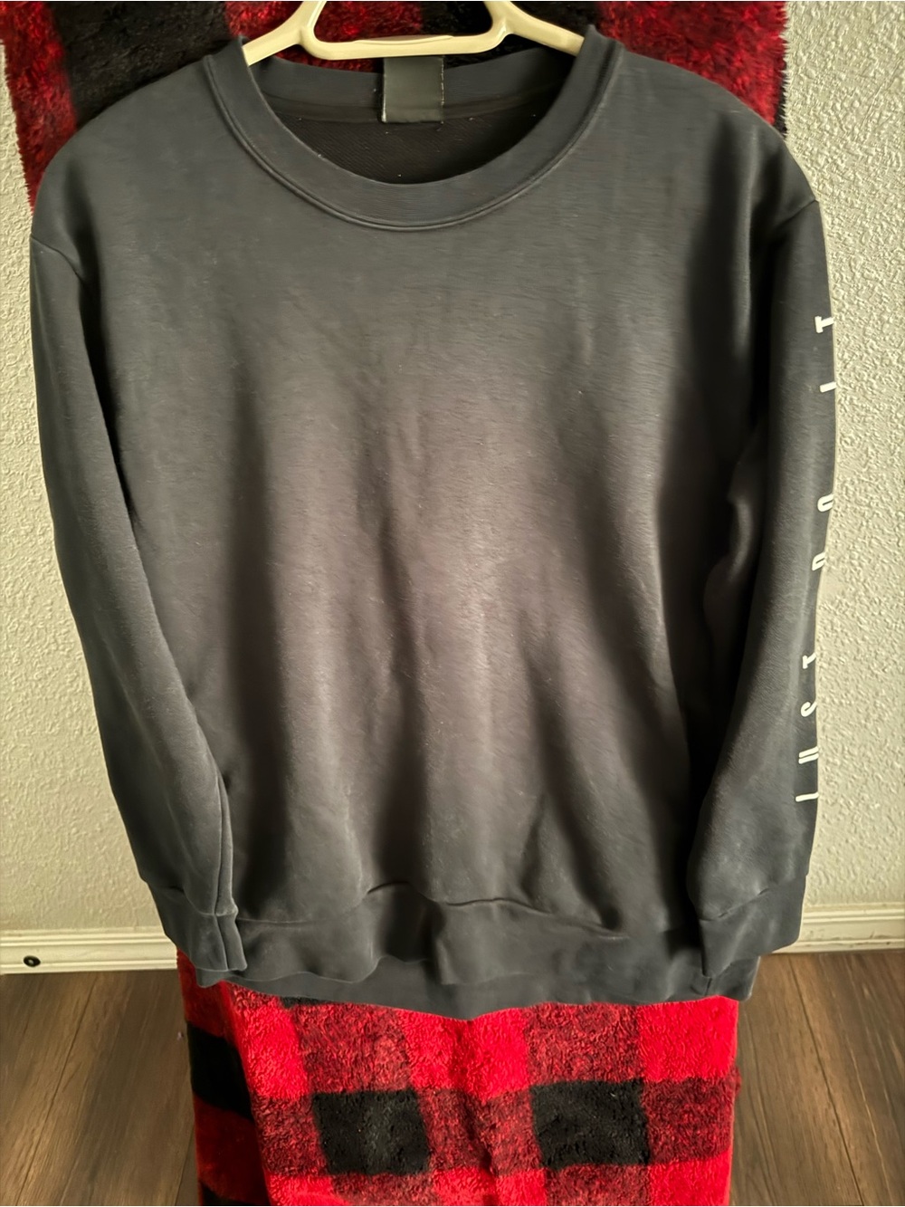 Nike Black Crewneck Sweatshirt with Sleeve Text